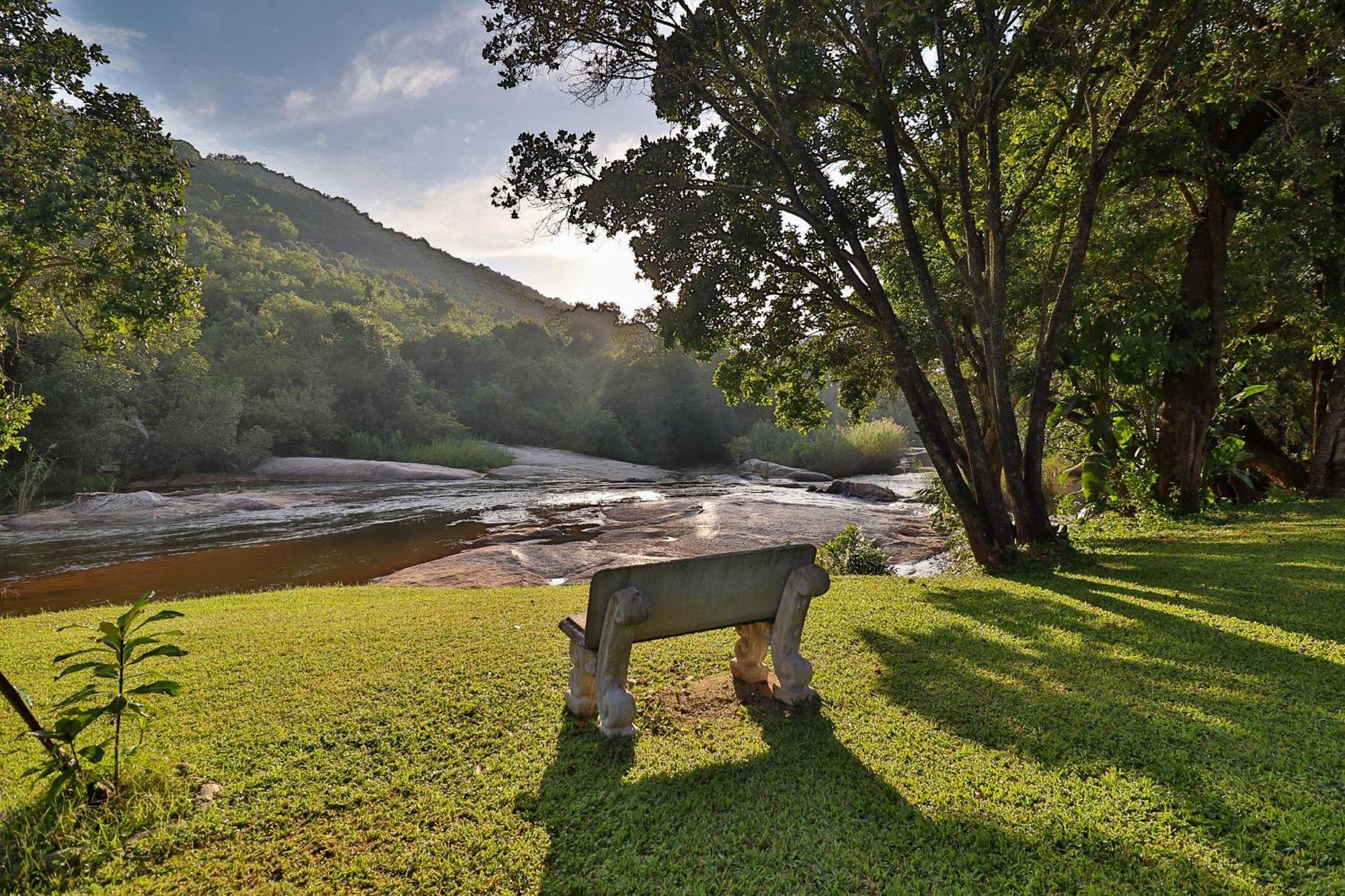 Aan De Vliet Holiday Resort Hazyview Dış mekan fotoğraf